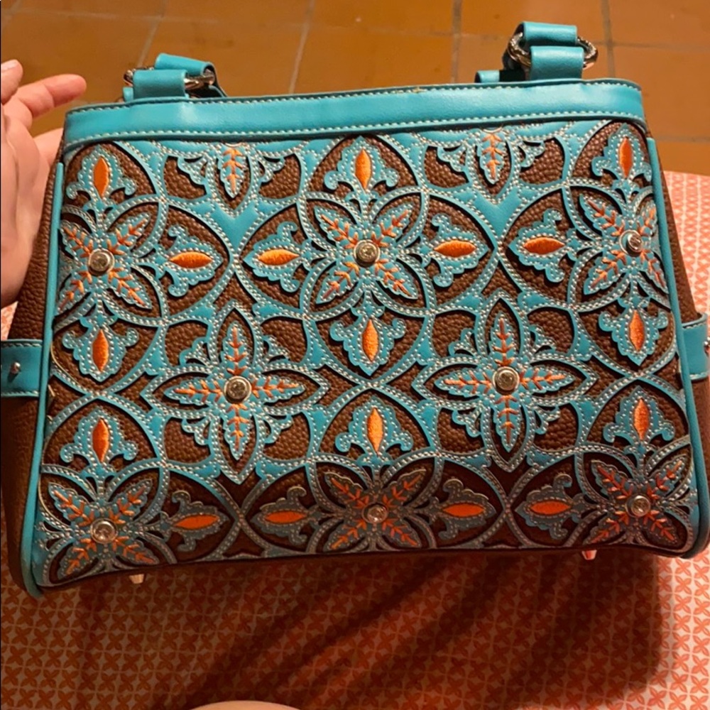 Montana West Shoulder Bag